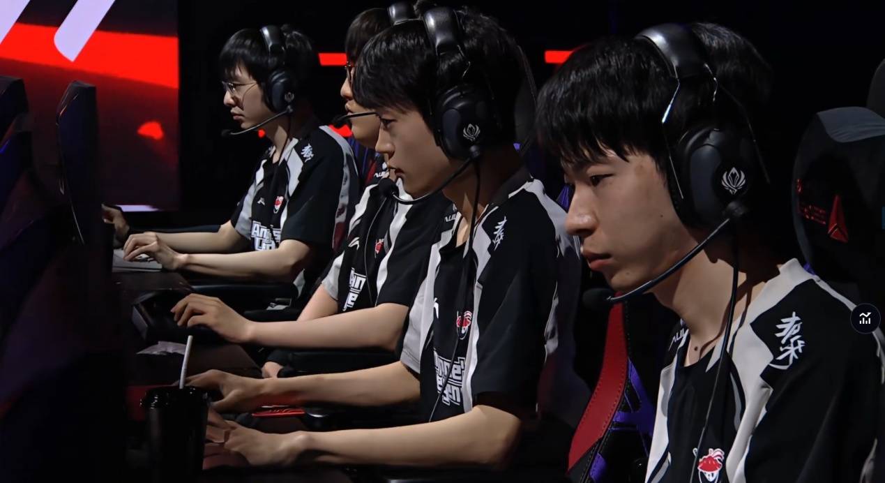 LPL垃圾话大爆炸!Bin开团TheShy,369一句话暴击,BLG经理封神