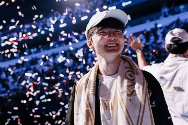 【一竞技1JingJi】LOL：LOL被曝将重构游戏逻辑 Faker再一次摧毁了LPL