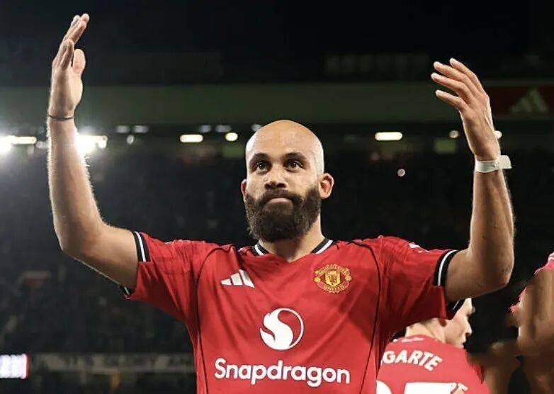 曼联4-2布莱顿!斩获三连胜,暂时杀回前四!詹库科齐发威