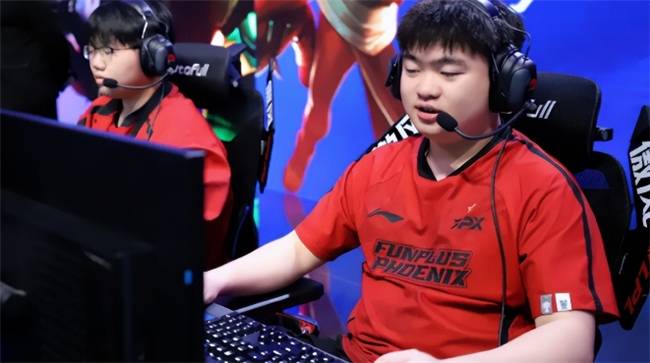 【一竞技1JingJi】LOL:LPL转会期最尴尬选手出炉 顶级选手Jwei转会期没人要