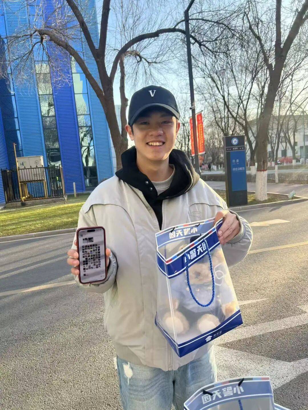 线上直播聚人气 线下宣讲入人心