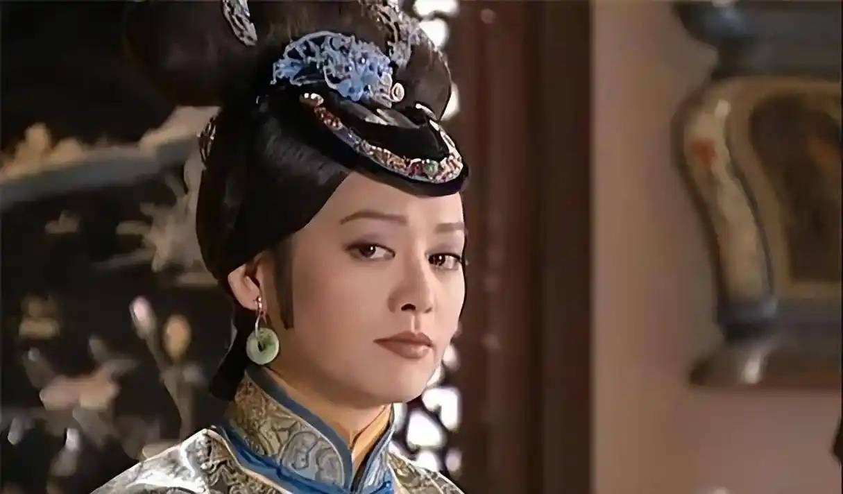熬死多尔衮,算计鳌拜:孝庄从“弃子”到“庄家”的翻盘局