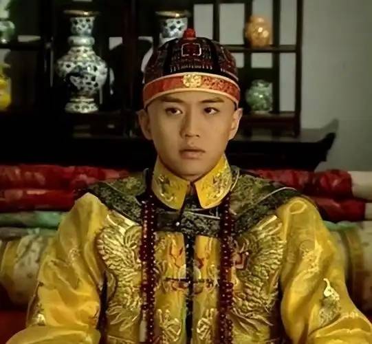 熬死多尔衮,算计鳌拜:孝庄从“弃子”到“庄家”的翻盘局