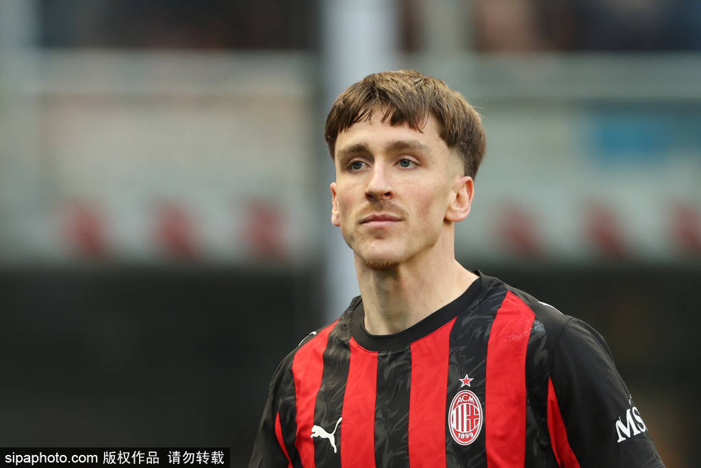 米兰新星库比斯轉(zhuǎn)會(huì)桑(sāng)普，未来可期的中卫之路！